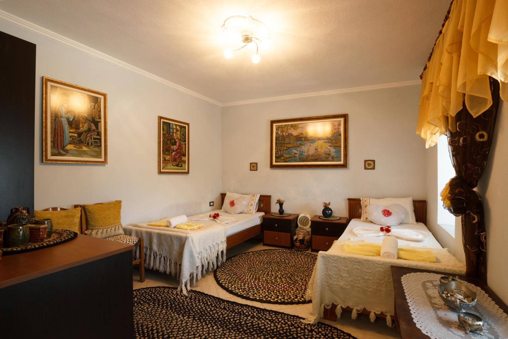 Leka Guesthouse Gjirokastra Zewnętrze zdjęcie